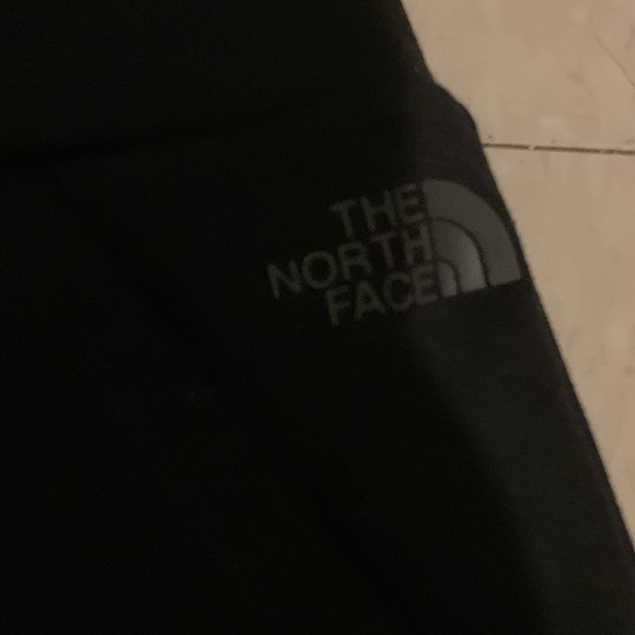 Shorts NORTH FACE shorts - Picture 3 of 3